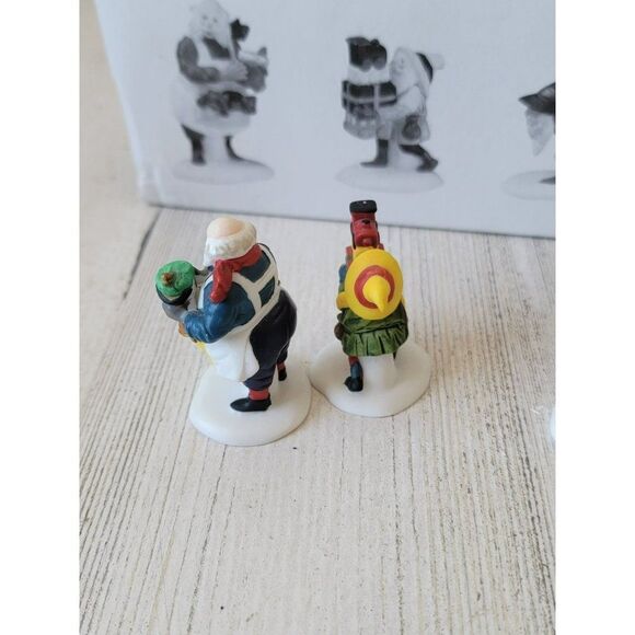 Dept 56 56022 Toymaker Elves Heritage Village collection accessory xmas set - Picture 5 of 9